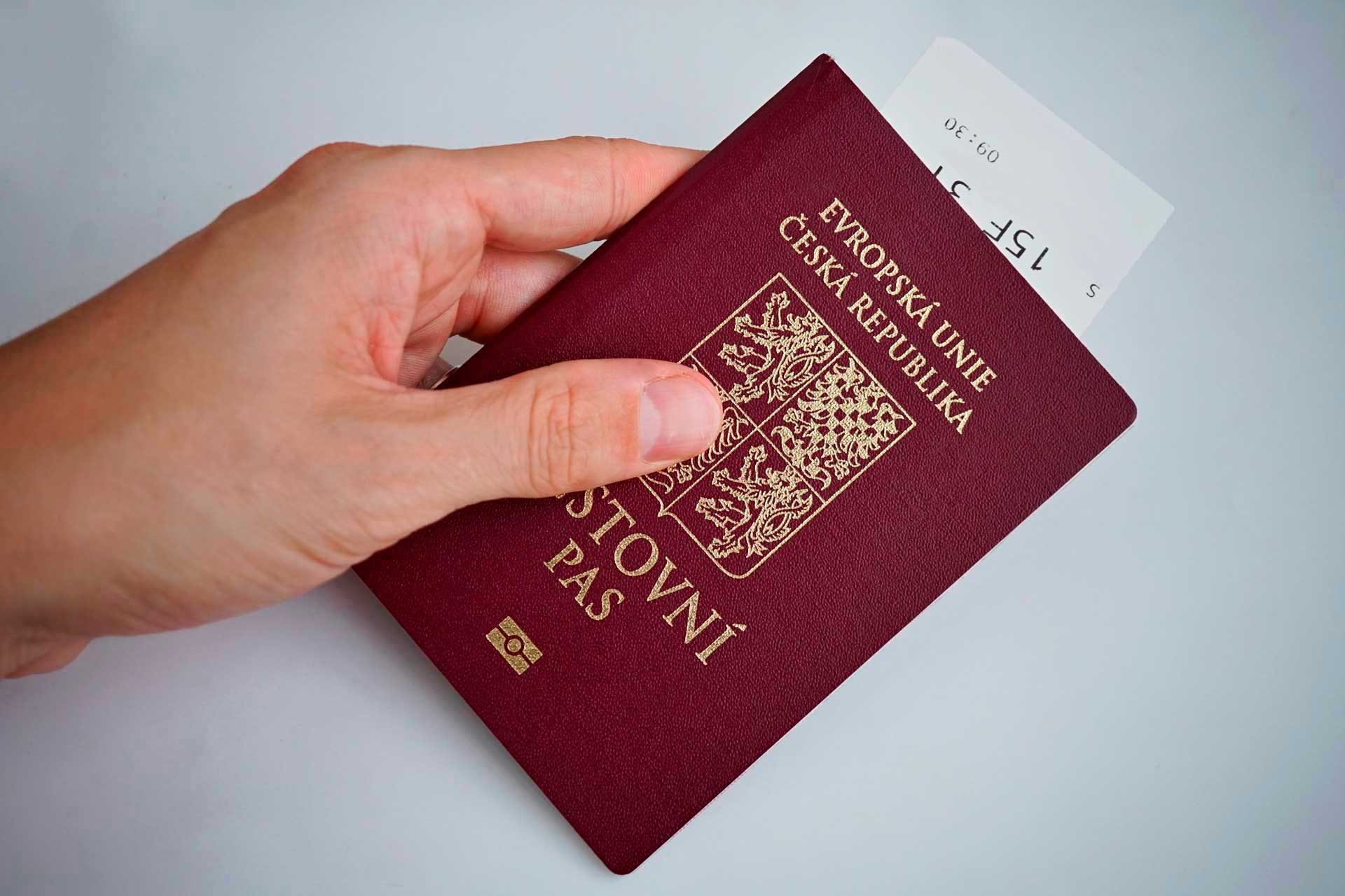 How a Foreigner Can Obtain Czech Citizenship: A Detailed 2026 Guide