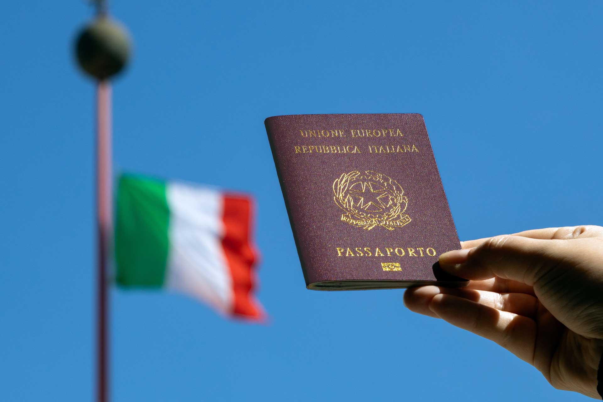 How a Foreigner Can Obtain Italian Citizenship: Detailed 2026 Guide